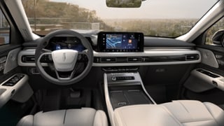 2026 Lincoln Lincoln Aviator Internal Image 2